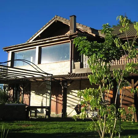 Bed & Breakfast Ghislaine Cusy